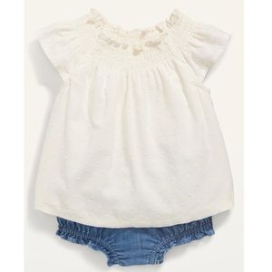 NWT Old Navy Short Sleeve Swiss Dot Top and Bloomers Set for Baby, 12-18mo